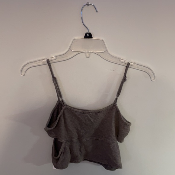 Medium Forever 21 Gray Crop top just didn’t fit:( - Picture 3 of 4